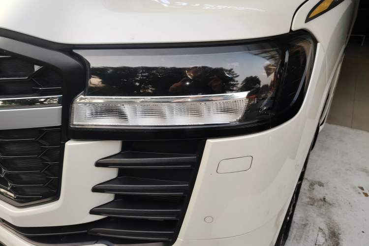 Used Toyota Land Cruiser 2022 3500 3.5T GXR with 20 Wheels Velvet Finish No Creep—Middle East Left Front Headlight
