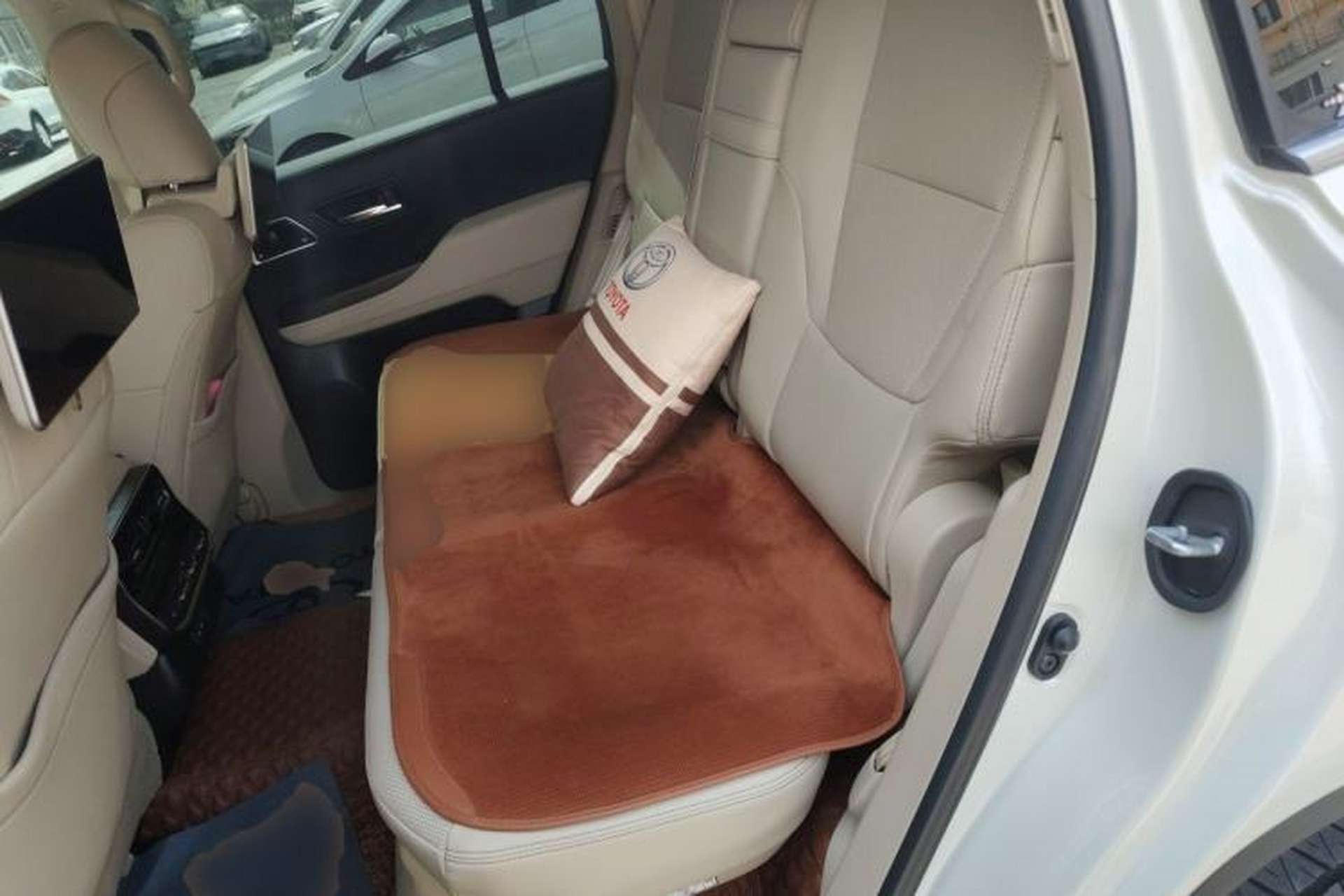 Used Toyota Land Cruiser  Left Rear Seat