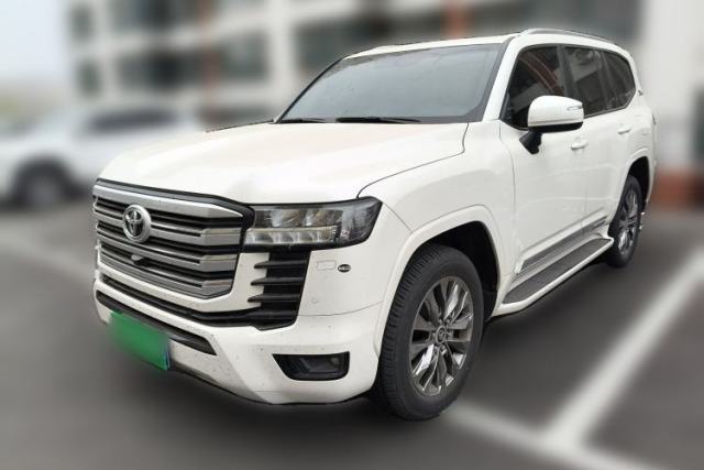 Used Toyota Land Cruiser 2022 3500 3.5T GXR with 20 Wheels Velvet Interior Ambient Lighting and Creep Mode—Middle East Edition