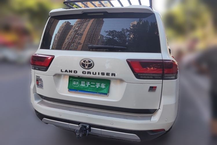 Used Toyota Land Cruiser  Rear