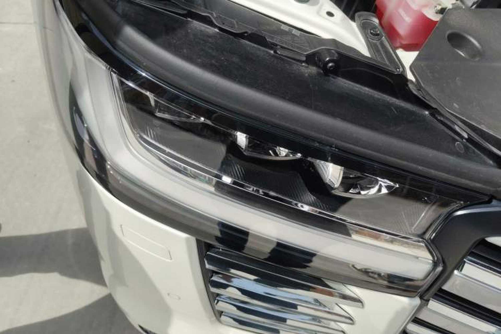 Used Toyota Land Cruiser  Right Front Headlight