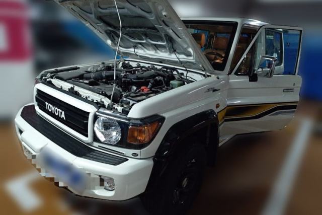 Used Toyota Land Cruiser 2022 4.0L Manual LC71 Gasoline 70th Anniversary Edition – Middle East
