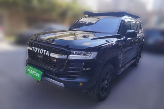 Used Toyota Land Cruiser 2023 Toyota Land Cruiser 3500 3.5T GXR with 18-inch Wheels 8 Airbags and Sunroof – Middle East Version
