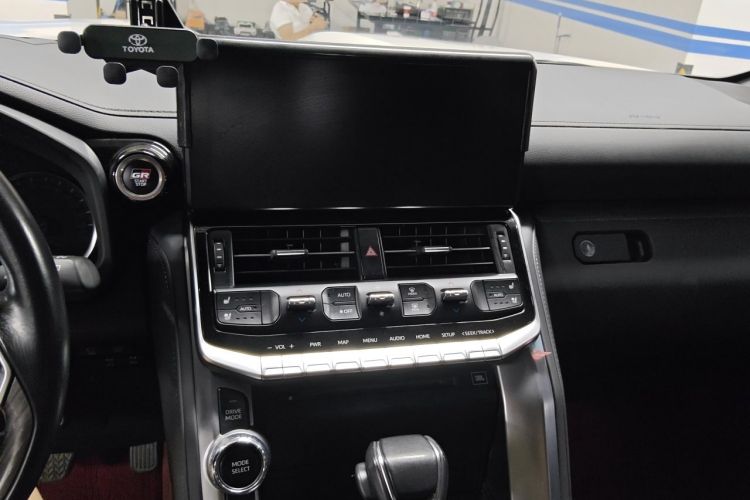 Used Toyota Land Cruiser  Audio And AC Panel