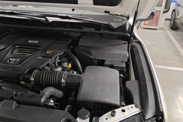 Used Toyota Land Cruiser  Engine Bay Left