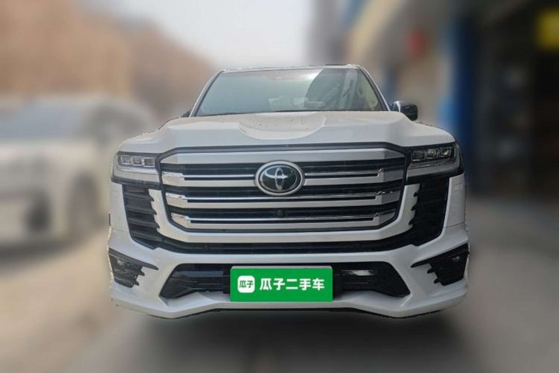 Used Toyota Land Cruiser  Front