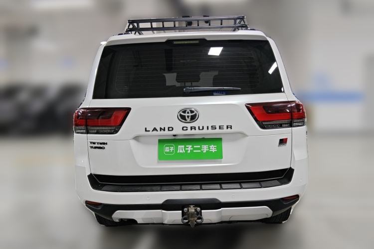 Used Toyota Land Cruiser  Rear