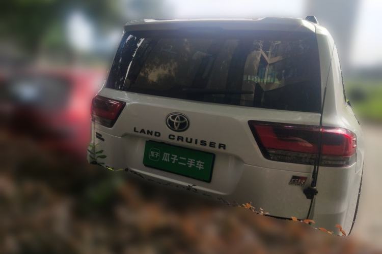 Used Toyota Land Cruiser  Rear