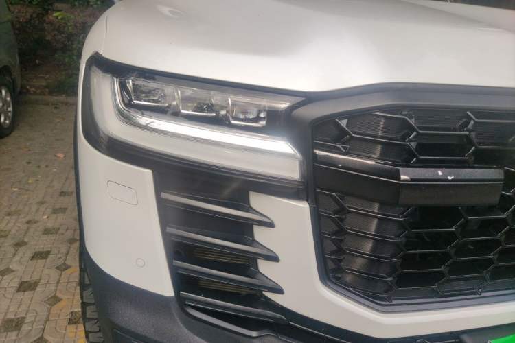 Used Toyota Land Cruiser  Right Front Headlight