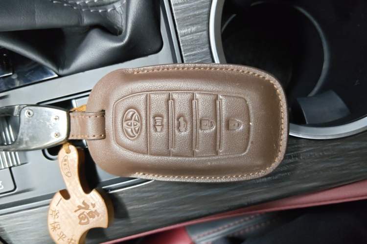 Used Toyota Land Cruiser  Vehicle Key