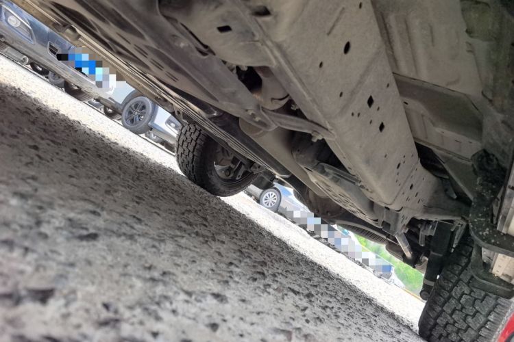 Used Toyota Land Cruiser  Chassis Front Left