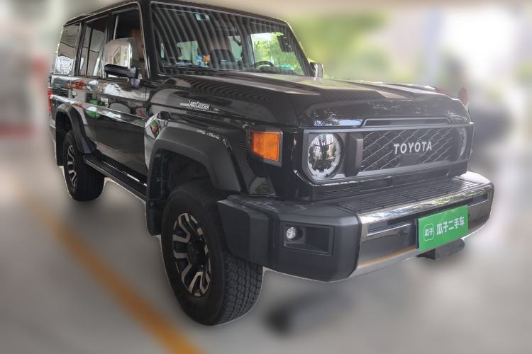 Used Toyota Land Cruiser  Front Right 45 Deg