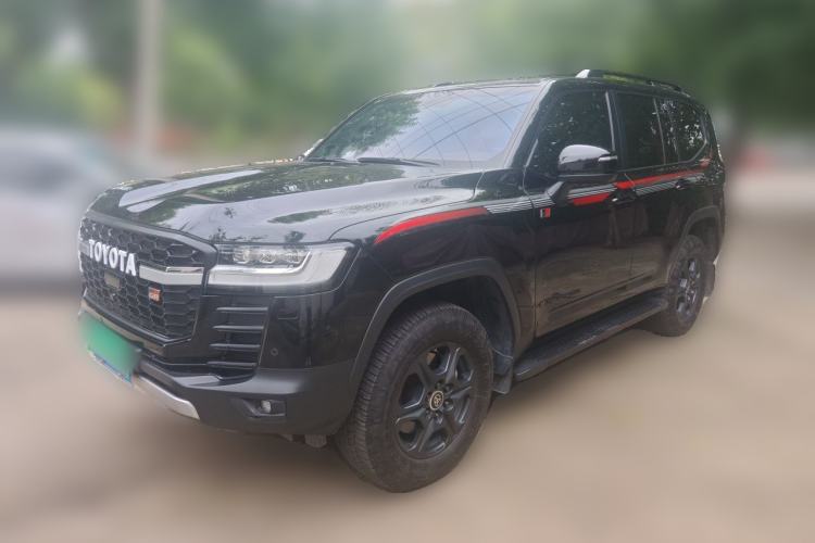 Toyota Land Cruiser Land Cruiser LC300 GR Sport, 2024 model, 3.5L V6, 7-seat, automatic transmission, gasoline-powered, parallel import.