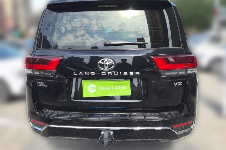 Used Toyota Land Cruiser  Rear