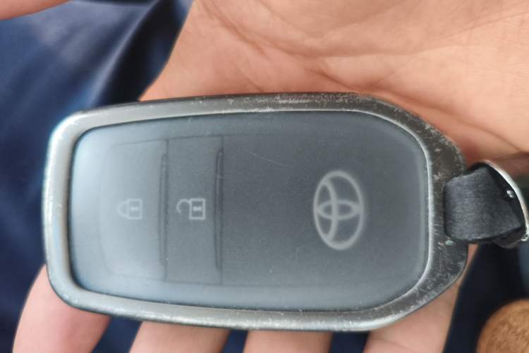 Used Toyota Land Cruiser  Vehicle Key