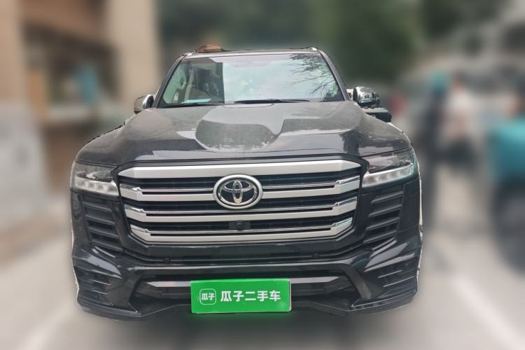 Used Toyota Land Cruiser  Front