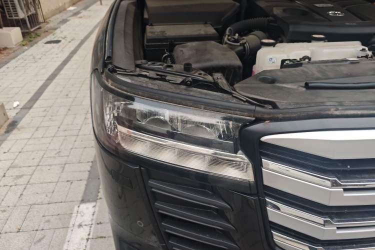 Used Toyota Land Cruiser  Right Front Headlight