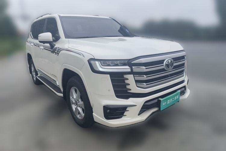 Used Toyota Land Cruiser  Front Right 45 Deg