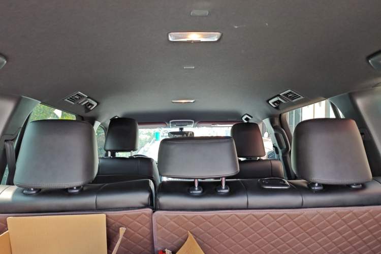 Used Toyota Land Cruiser  Headliner