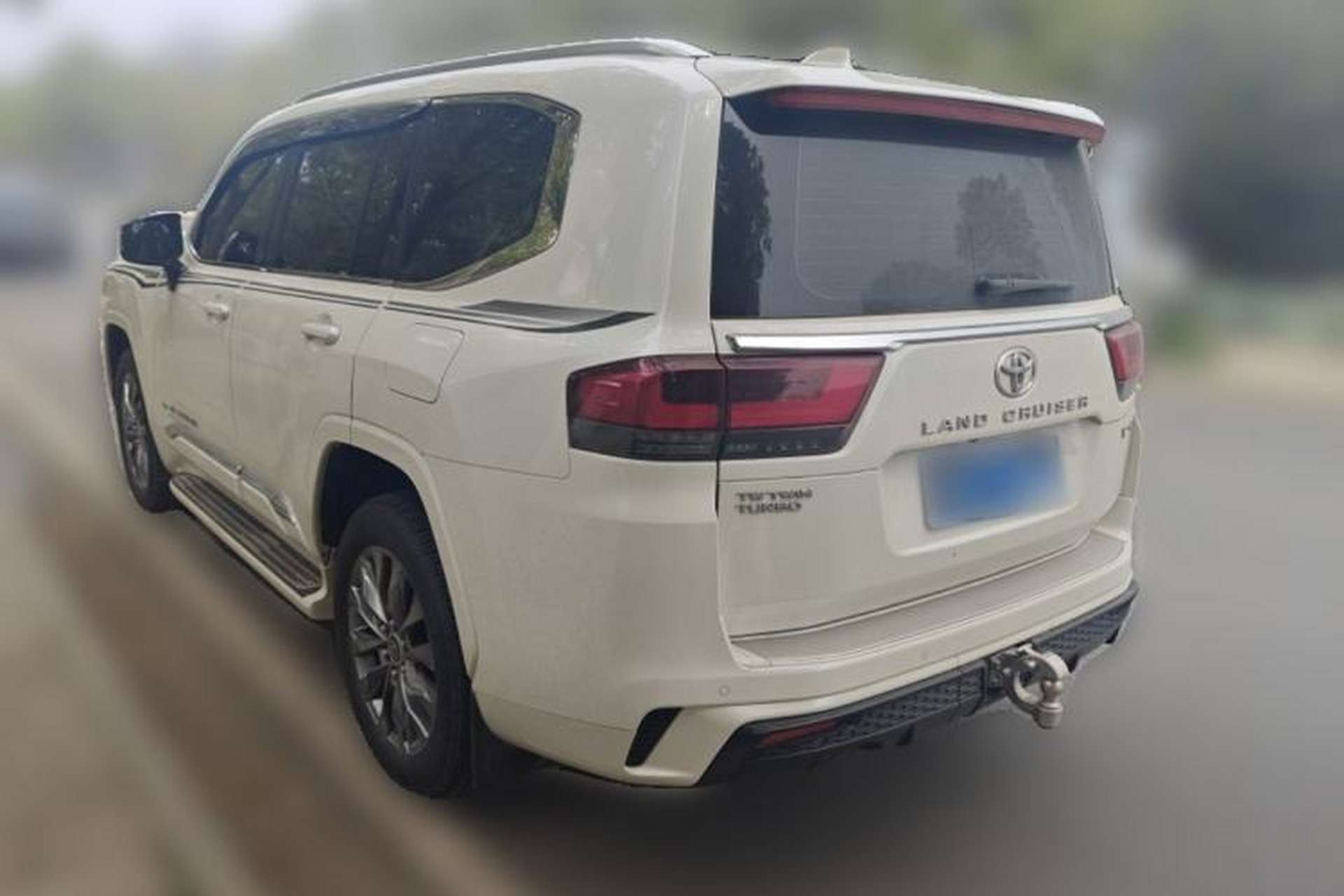 Used Toyota Land Cruiser  Rear Left 45 Deg