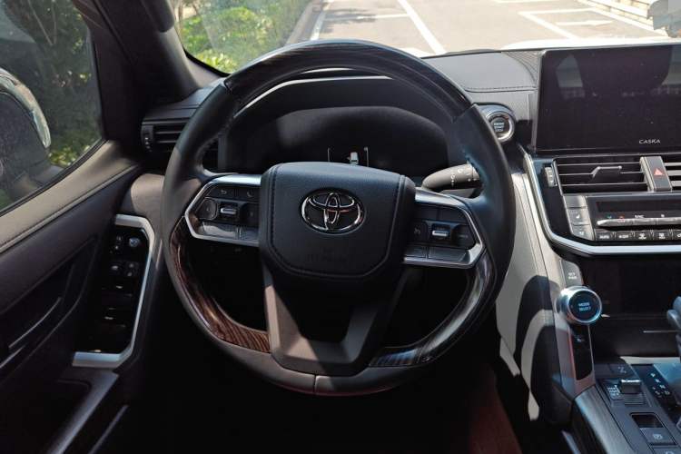 Used Toyota Land Cruiser  Steering Wheel
