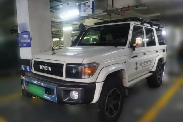 Used Toyota Land Cruiser 70 