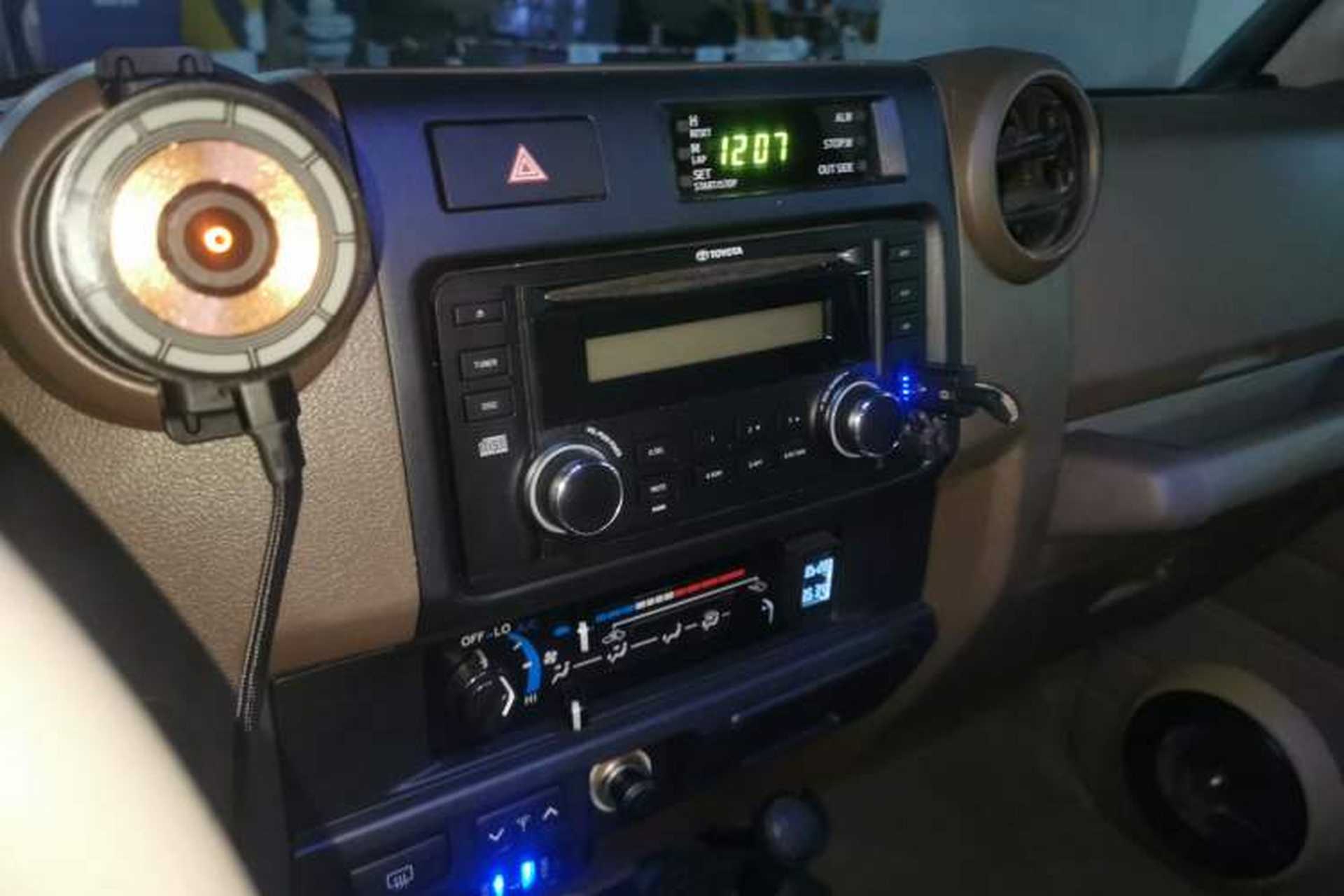 Used Toyota Land Cruiser 70  Audio And AC Panel