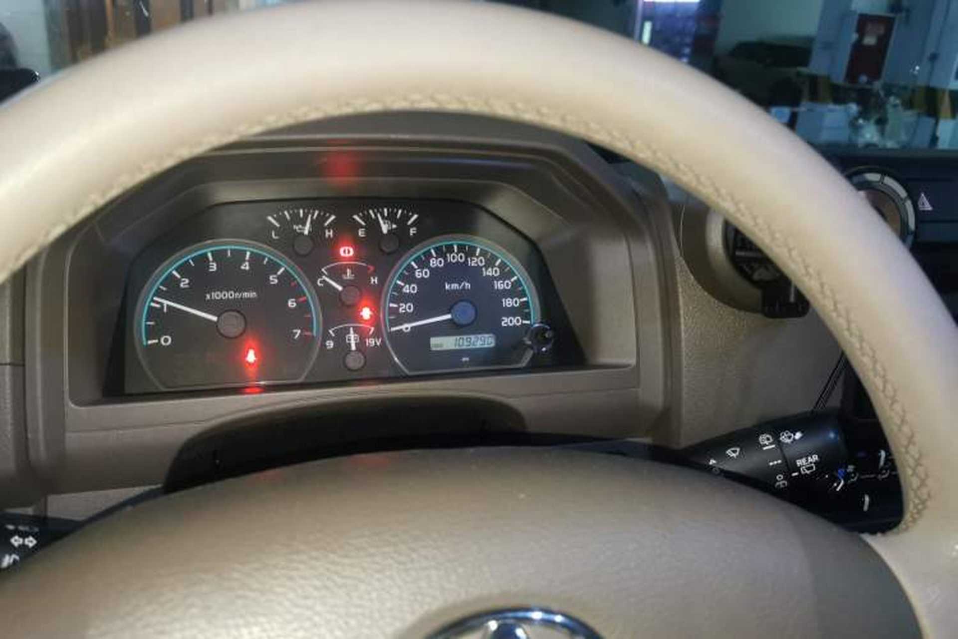 Used Toyota Land Cruiser 70  Instrument Cluster