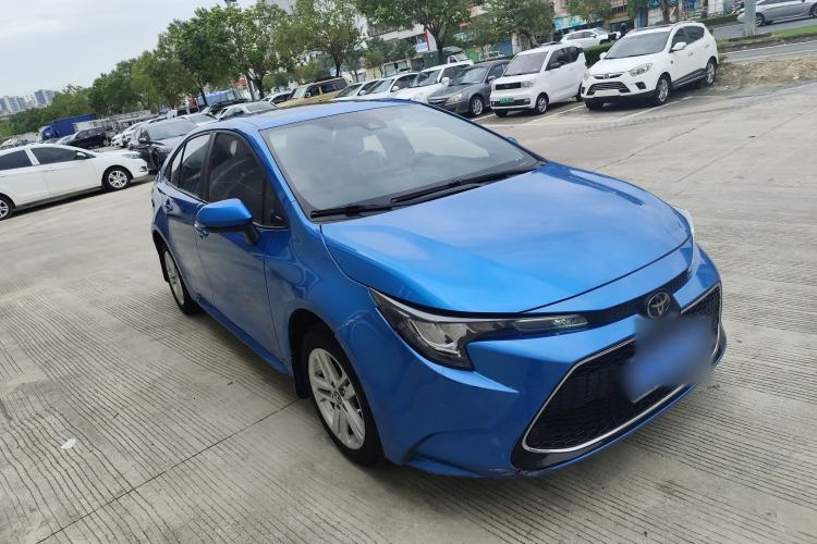 Used Toyota Levin 2021 185T CVT Luxury Edition Front Right 45 Deg