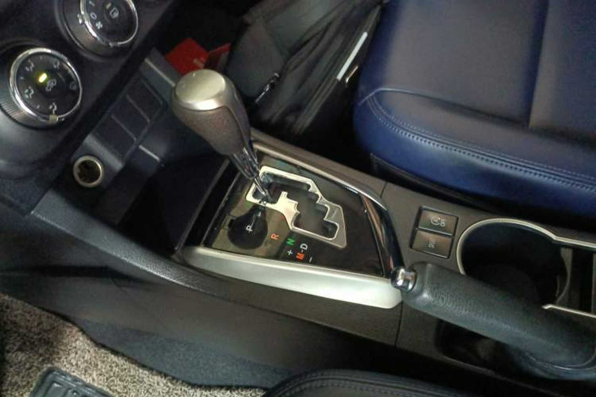 Used Toyota Levin 2017 1.2T G CVT Elite Edition Gear Lever