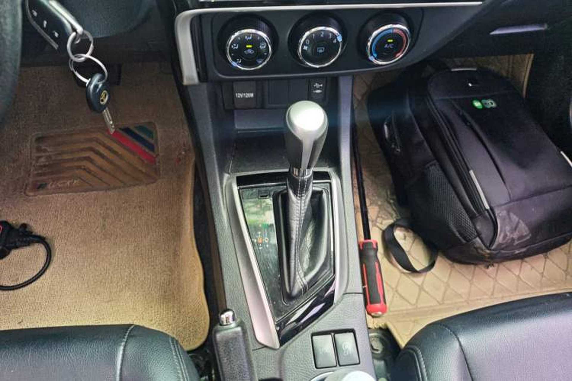 Used Toyota Levin 2017 Revised 185T CVT Elite Edition China V Standard Gear Lever