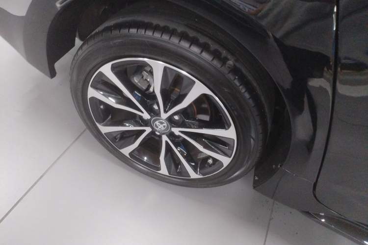 Used Toyota Levin 2022 Dual-Motor 1.8H E-CVT Sport Edition Right Rear Wheel Hub