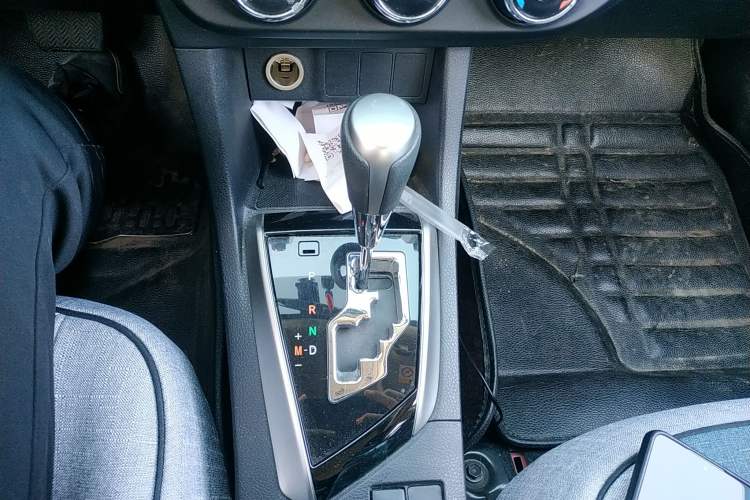 Used Toyota Levin 2015 1.6G CVT Orange Limited Edition Gear Lever