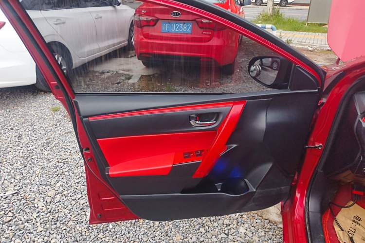 Used Toyota Levin 2014 1.6G Manual Elite Edition Left Front Door Interior
