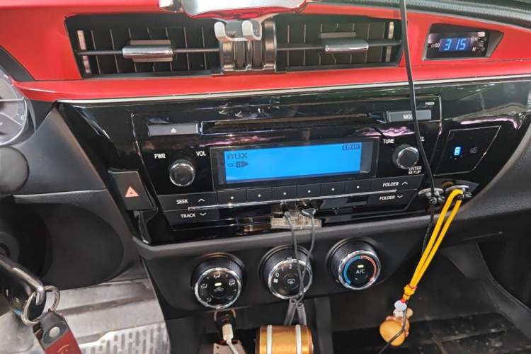 Used Toyota Levin 2014 1.6G CVT Elite Edition Audio And AC Panel