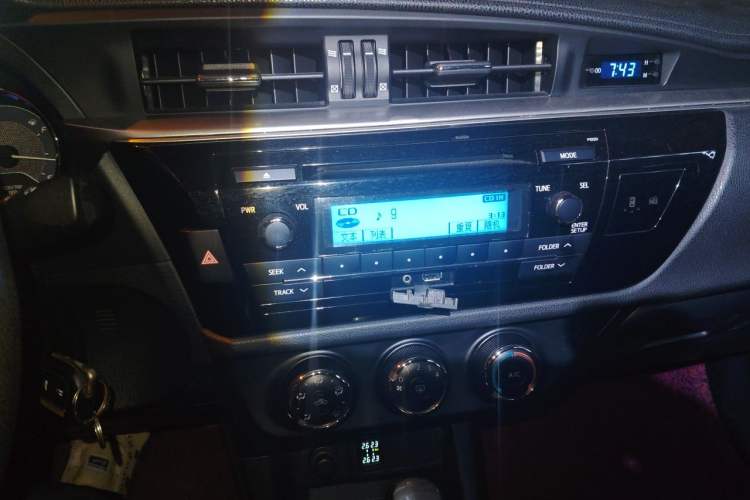 Used Toyota Levin 2014 1.6G CVT Elite Edition Audio And AC Panel