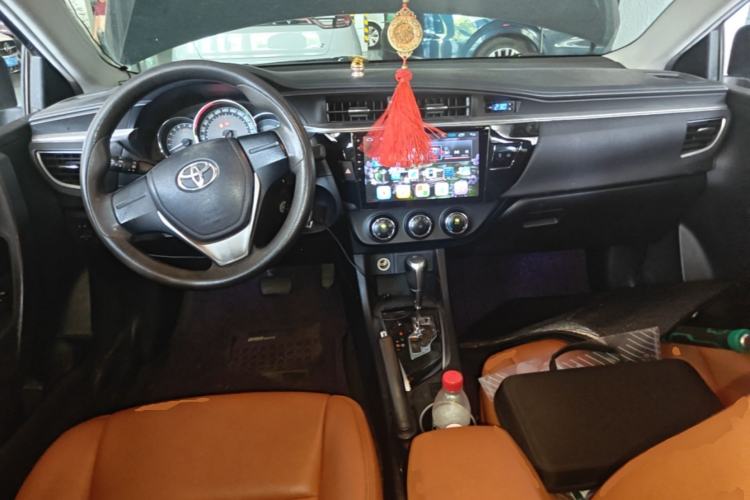 Used Toyota Levin 2014 1.6G CVT Elite Edition Center Console