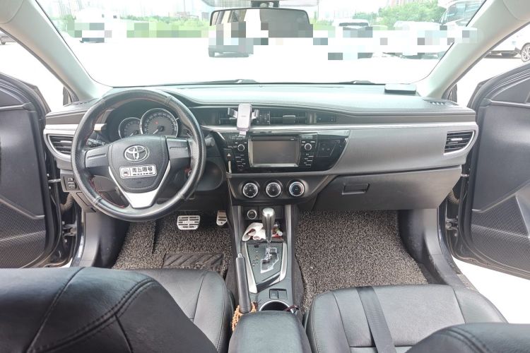 Used Toyota Levin 2014 1.6G CVT Elite Edition Center Console