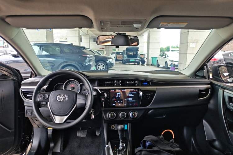 Used Toyota Levin 2014 1.6G CVT Elite Edition Center Console