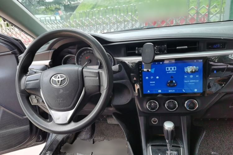 Used Toyota Levin 2014 1.6G CVT Elite Edition Center Console