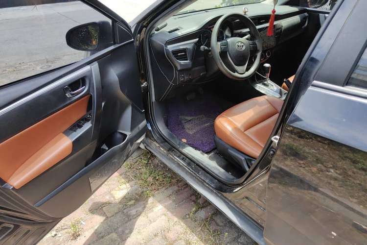 Used Toyota Levin 2014 1.6G CVT Elite Edition Driver Seat