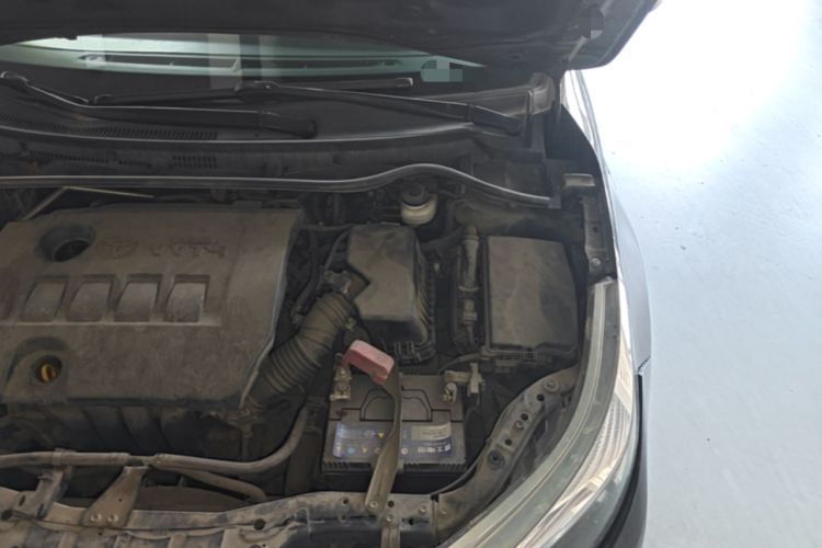Used Toyota Levin 2014 1.6G CVT Elite Edition Engine Bay Left