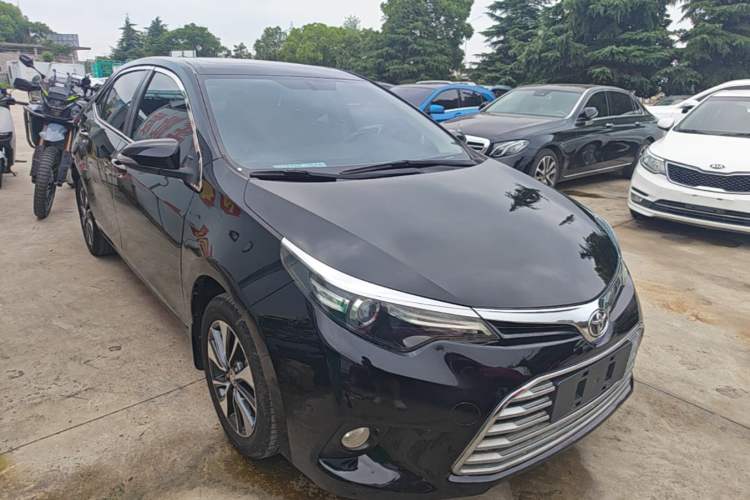 Used Toyota Levin 2014 1.8 GS CVT Elite Edition Front Right 45 Deg