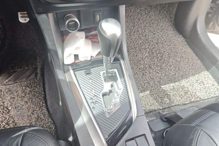 Used Toyota Levin 2014 1.6G CVT Elite Edition Gear Lever