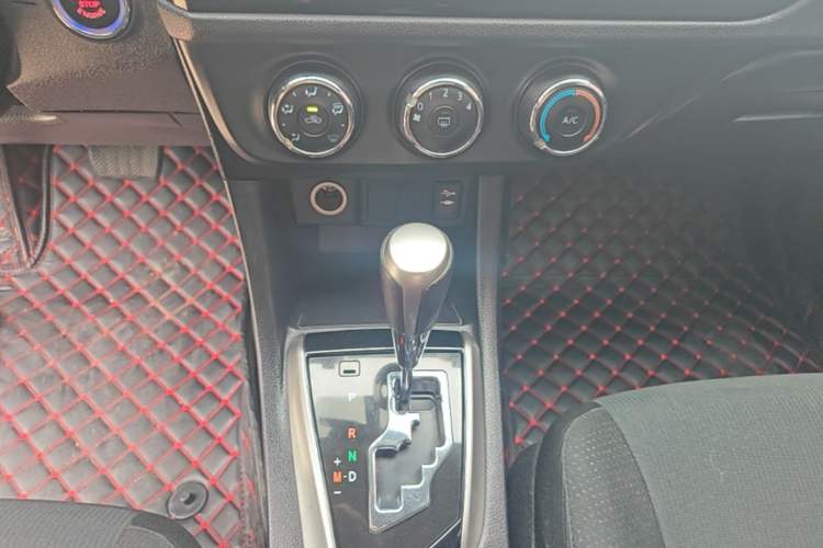Used Toyota Levin 2014 1.8 GS CVT Elite Edition Gear Lever
