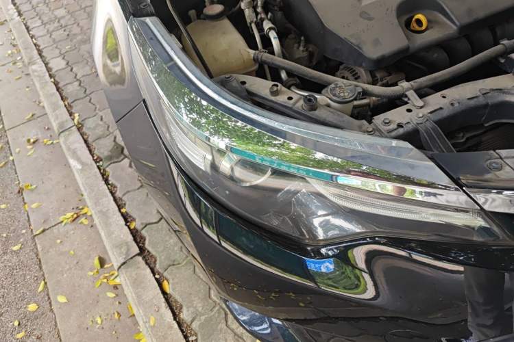 Used Toyota Levin 2014 1.6G CVT Elite Edition Right Front Headlight