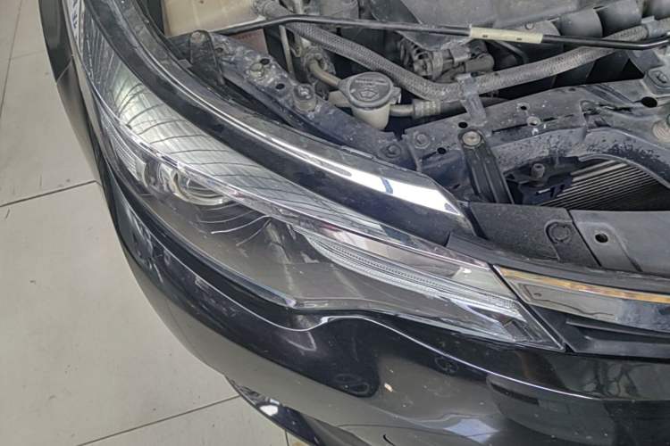 Used Toyota Levin 2014 1.6G Manual Elite Edition Right Front Headlight