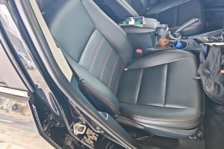 Used Toyota Levin 2014 1.6G CVT Elite Edition Right Front Seat