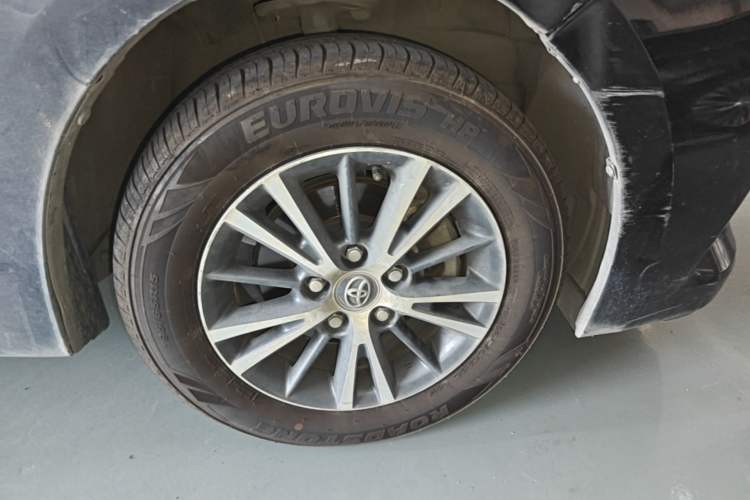 Used Toyota Levin 2014 1.6G CVT Elite Edition Right Front Wheel Hub
