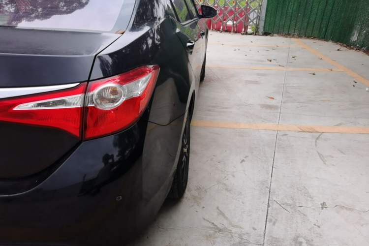 Used Toyota Levin 2014 1.6G CVT Elite Edition Right Rear Taillight